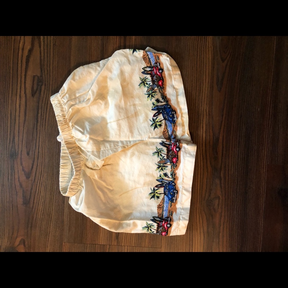 Outfit - Picture 3 of 3